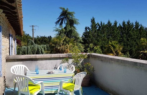 Genouille House | Gite of the Ocean in Chateau