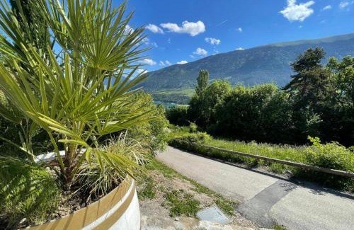 Treffort House | Gite pour 2 Treffort monteynard parking bateau