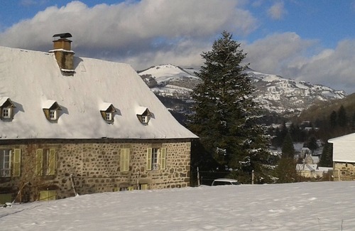 Vic-sur-Cere Cottage | Gite Vic-sur-Cère, 2 bedrooms, 4 persons