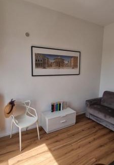 Bettolle Apartment | Giulia Butterfly
