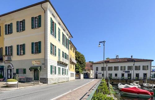 Dongo Apartment | Giulia