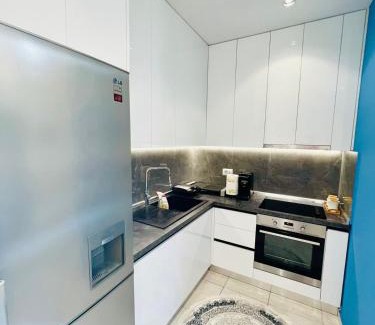 Qerek Apartment | Gjiri i Lalezit Vala Mar Apartment with garden