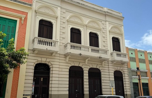 Ponce Centro Apartment | Gladiolas 2203