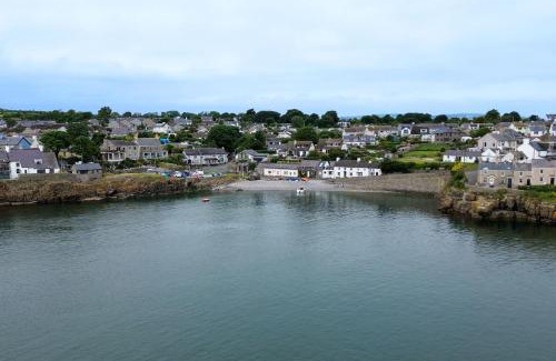 Moelfre House | Glan Y Don Moelfre