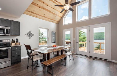 Mountainside House | Glencoe | Lakefront + Private Dock, 1 mi to Shops