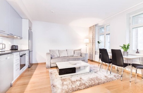 Kluuvi Apartment | Go Happy Home Apartment Mikonkatu 11
