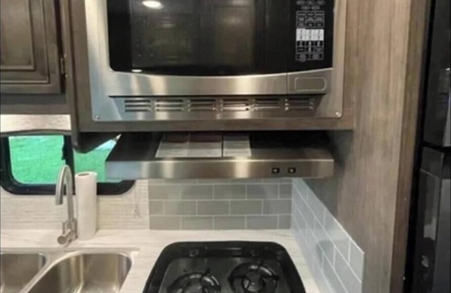 Jupiter Farms House | Go on a American Odyssey! 24' and easy to handle SE Class C