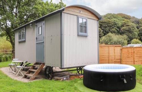Gwinear House | Godrevy Shepherds Hut