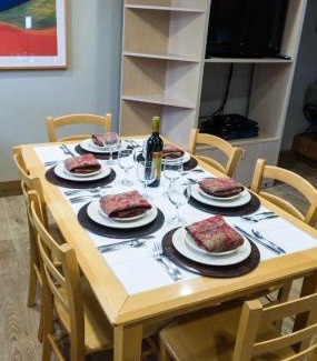 Truckee Apartment | Gold Bend 5022