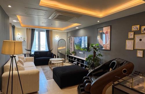Lahore Hotel | Gold Crest Luxury Serviced Apartments City View DHA Lahore