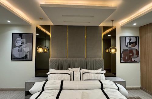 Lahore Hotel | Gold Crest Luxury Serviced Apartments City View DHA Lahore