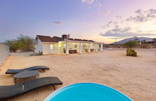 Joshua Tree House | Golden Desert Ranch - Hot Tub, Fire Pit and BBQ! home
