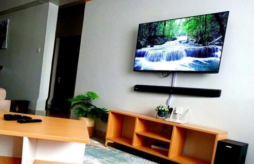Nakuru Bed & Breakfast | Golden Nest BnB
