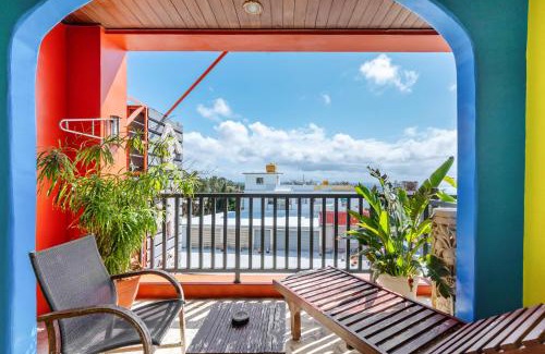 Big Beach Bed & Breakfast | Golden Ocean Azure Hotel