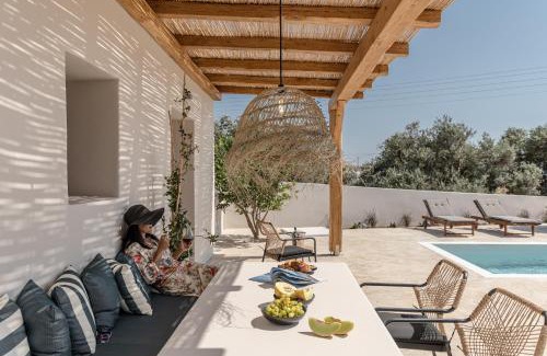 Naxos Villa | Golden Sand Villas with Private Pool