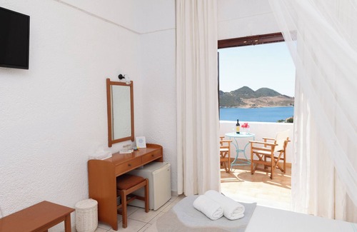 Grikos Hotel | Golden Sun Hotel Patmos