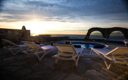 Agios Ioannis Villa | Golden Sunset Villas