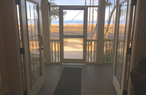 Melrose on the Beach Cottage | GOLF CART & POOL INCLUDED Daufuskie Island Beachfront 2 Bedroom Cottage
