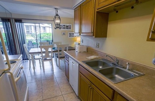 Miramar Beach Cottage | Golf Course 93a 3 Bedroom Condo by Redawning