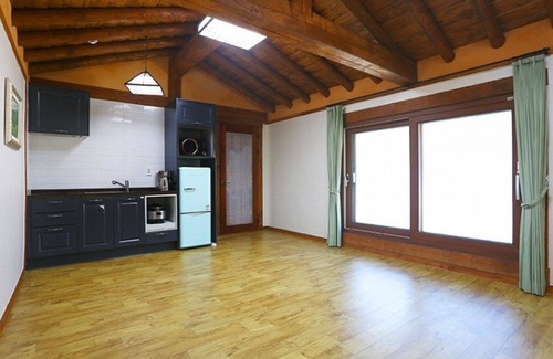 Pudo-gol House | Gongju Sangsin Heuljip Pension