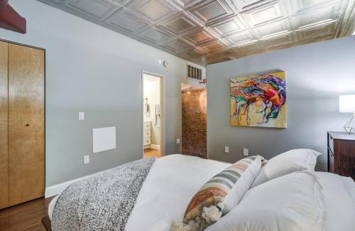 Downtown Cleveland House | Good Vibes Loft - DT CLE Walk To All The Stadiums