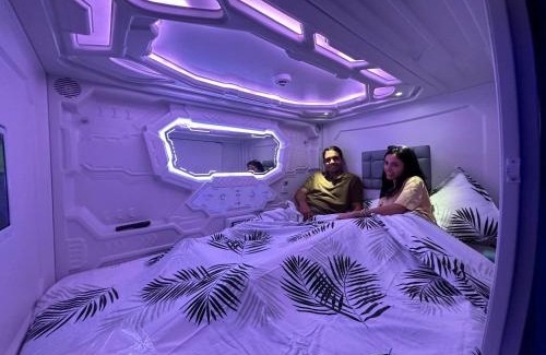 El Ejido Hotel | GOOD VIBES ONLY Capsule Hostel Malaga