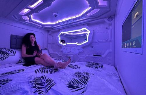 El Ejido Hotel | GOOD VIBES ONLY Capsule Hostel Malaga