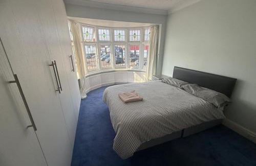 Stanmore House | Gordon Avenue Guest House HA7 London