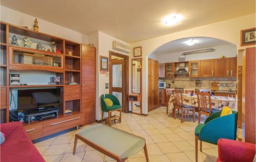 Trebbiantico Apartment | Gorgeous Apartment In Pesaro -Pu-