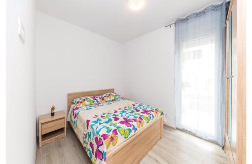 Vinisce Apartment | Gorgeous Apartment In Vinisce With Wifi