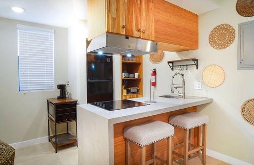 East Little Havana Apartment | Gorgeous Apartment with Free Parking
