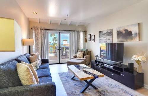 Avalon Apartment | Gorgeous Catalina Island Condo with Golf Cart!