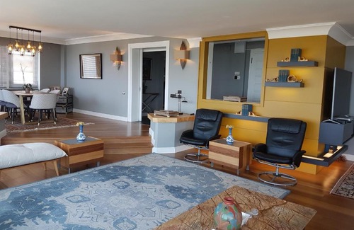 Moda Apartment | Gorgeous, full ocean view penthouse in Istanbul
