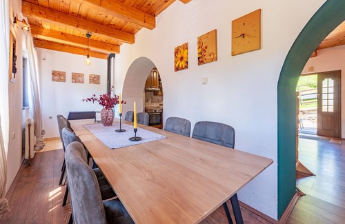 Gospic House | Gorgeous home in Gospic with kitchen