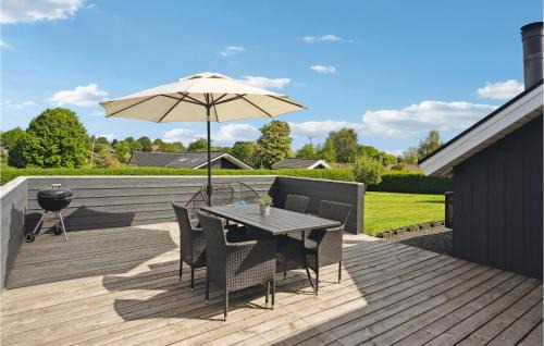 Hejlsminde Strand House | Gorgeous Home In Hejls With Wifi