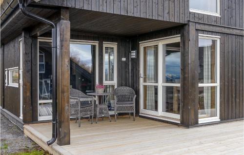 Sjusjoen House | Gorgeous Home In Sjusjøen With Kitchen