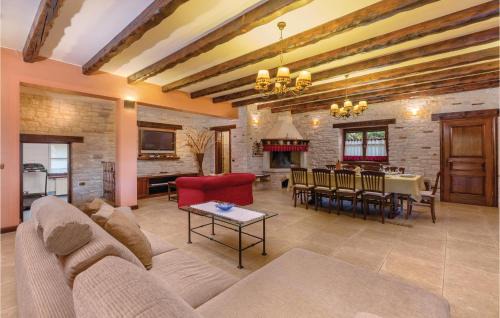 Diklici House | Gorgeous Home In Visnjan With Wifi
