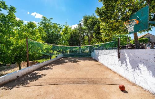 Benkovac House | Gorgeous Home In Zelengrad With Kitchen