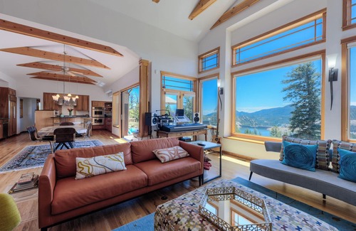 Boulder House | Gorgeous Mountain Home with Amazing Lake/Mountain Views