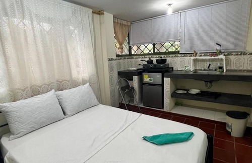 Comuna 3 Apartment | Gorgeous Studio with AC and WIFI