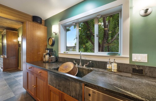 Healdsburg House | Gorgeous Views, Pool and Hot Tub, 12 mins to HB Plaza