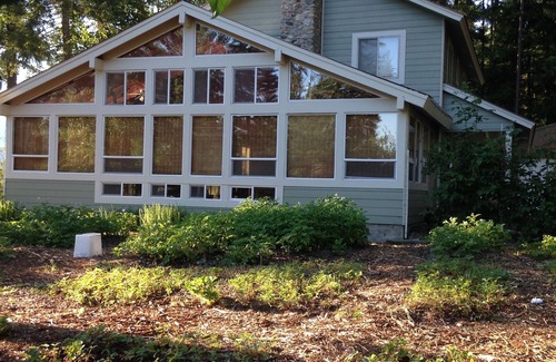 Sandpoint House | Gorgeous Waterfront 5 Bedroom House with Private Dock & Beach