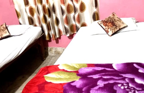 Haldwani Hotel | Goroomgo Homestay Haldwani