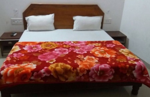 Khajuraho Hotel | Goroomgo Lotus india Khajuraho