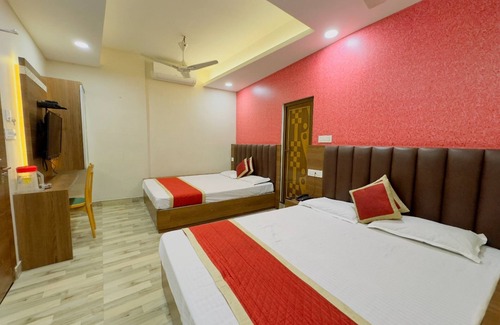 Siliguri Hotel | Goroomgo Mahabir inn Siliguri