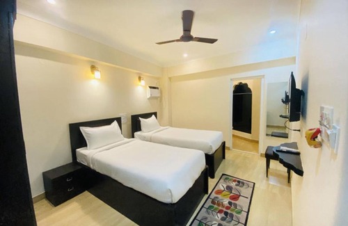 Rajgir Hotel | Goroomgo R D Heritage Rajgir