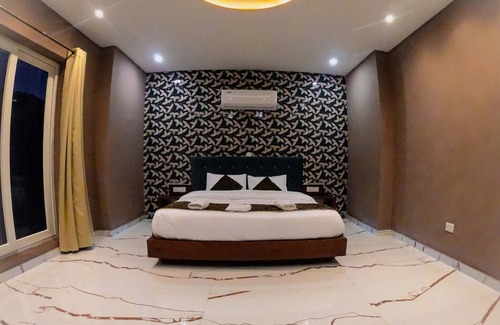 Banikhet Hotel | Goroomgo Viva La Vida Dalhousie
