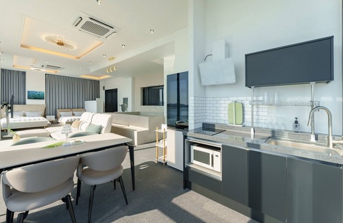 Sokcho House | Goseong Panorama Ocean View Poolvilla