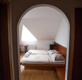 Litija House | GOSTILNA IN PIZZERIA KOVAČ