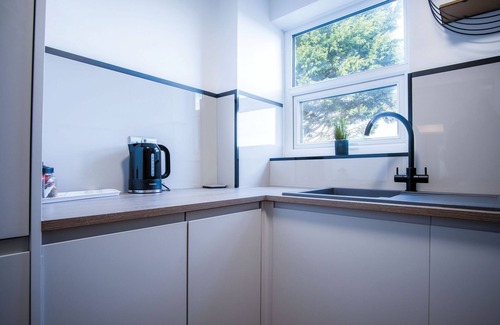 Port-Eynon Apartment | Gower Hideaway - 3 Bed - Ocean Breeze